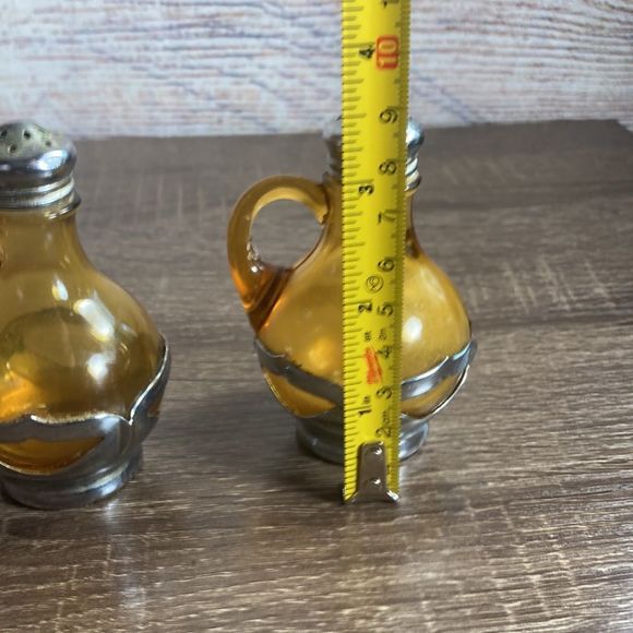 Salt & Pepper Shakers VTG Amber Glass & Chrome Metal Farber Bros Set - Picture 12 of 14